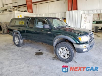 Czwarte zdjęcie samochodu z boku: 2001 TOYOTA TACOMA XTRACAB VIN:5TEWM72N81Z730983 - miniatura