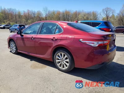 Drugie zdjęcie samochodu z przodu: 2020 TOYOTA CAMRY LE VIN:4T1C11AK6LU898631 - miniatura