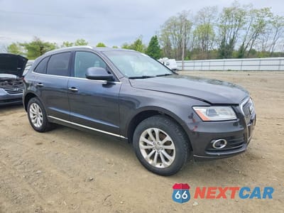 Czwarte zdjęcie samochodu z boku: 2016 AUDI Q5 PREMIUM PLUS VIN:WA1L2AFP1GA008429 - miniatura