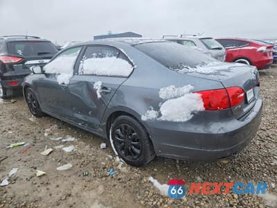 Drugie zdjęcie samochodu z przodu: 2014 VOLKSWAGEN JETTA BASE VIN:3VW2K7AJ4EM250474 - miniatura