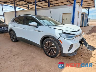 Czwarte zdjęcie samochodu z boku: 2021 VOLKSWAGEN ID.4 PRO S VIN:WVGTMPE22MP058429 - miniatura