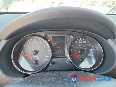 Zdjęcie 9 z 12 samochodu: 2011 NISSAN ROGUE S VIN:JN8AS5MT4BW562987 - miniatura