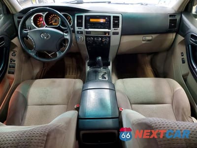 Zdjęcie 8 z 13 samochodu: 2005 TOYOTA 4RUNNER SR5 VIN:JTEBT14R750055210 - miniatura