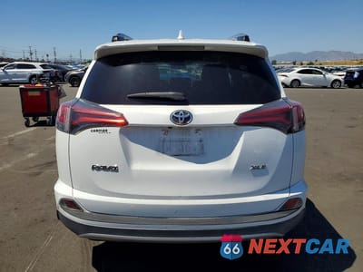 Zdjęcie 6 z 13 samochodu: 2018 TOYOTA RAV4 XLE VIN:2T3WFREV0JW476327 - miniatura