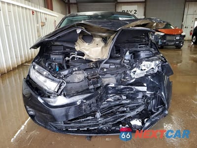Piąte zdjęcie samochodu w środku: 2021 HONDA ODYSSEY EXL VIN:5FNRL6H7XMB041651 - miniatura