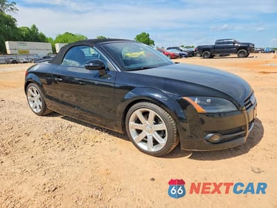 Czwarte zdjęcie samochodu z boku: 2008 AUDI TT 2.0T PREMIUM VIN:TRUNF38J781049114 - miniatura