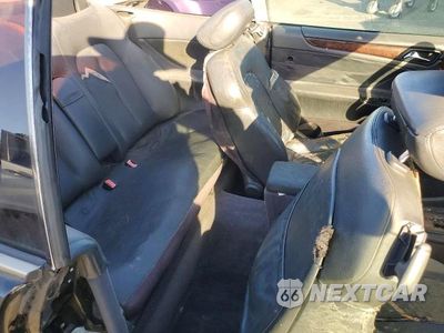 Zdjęcie 10 z 12 samochodu: 2000 MERCEDES-BENZ CLK 320 VIN:WDBLK65G3YT039349 - miniatura