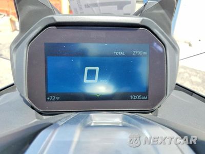 Zdjęcie 7 z 9 samochodu: 2024 BMW C 400 GT VIN:WB40C6305RS923260 - miniatura