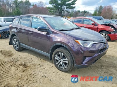 Czwarte zdjęcie samochodu z boku: 2018 TOYOTA RAV4 LE VIN:2T3BFREV4JW729941 - miniatura
