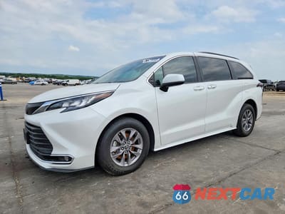 2023 TOYOTA SIENNA XLE 5TDYRKEC5PS159045 - główne zdjęcie licytacji z USA - miniatura