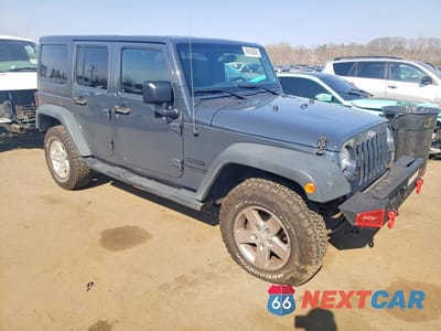 Czwarte zdjęcie samochodu z boku: 2016 JEEP WRANGLER UNLIMITED SPORT VIN:1C4BJWDG2GL253149 - miniatura