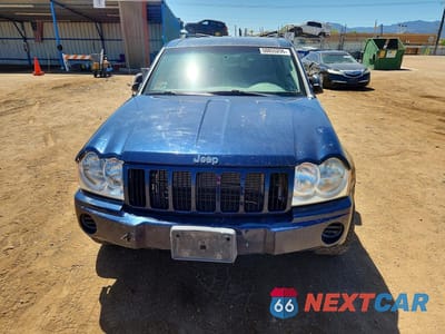 Piąte zdjęcie samochodu w środku: 2005 JEEP GRAND CHEROKEE LAREDO VIN:1J4GR48K25C718084 - miniatura