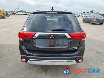 Zdjęcie 6 z 12 samochodu: 2019 MITSUBISHI OUTLANDER SE VIN:JA4AD3A32KZ043136 - miniatura