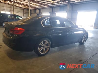 Trzecie zdjęcie samochodu z tyłu: 2017 BMW 330 I VIN:WBA8B9G33HNU56376 - miniatura