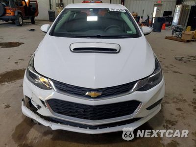 Piąte zdjęcie samochodu w środku: 2018 CHEVROLET CRUZE LT VIN:3G1BE6SM8JS607412 - miniatura