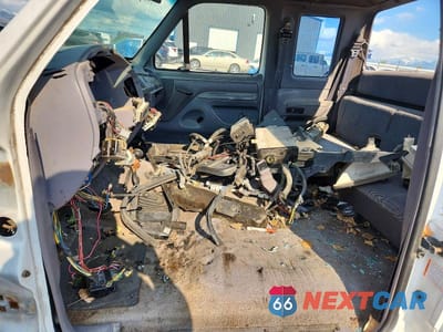 Zdjęcie 7 z 12 samochodu: 1994 FORD F250 VIN:1FTHX26K8RKA53971 - miniatura