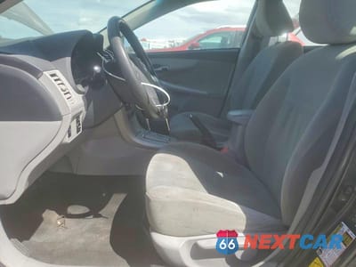 Zdjęcie 7 z 11 samochodu: 2011 TOYOTA COROLLA LE VIN:2T1BU4EE1BC634127 - miniatura