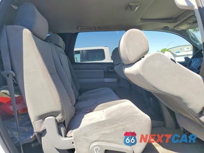 Zdjęcie 11 z 13 samochodu: 2011 TOYOTA SEQUOIA SR5 VIN:5TDZY5G19BS031548 - miniatura