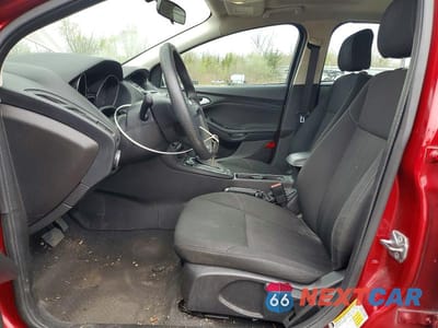 Zdjęcie 7 z 11 samochodu: 2016 FORD FOCUS SE VIN:1FADP3K26GL339079 - miniatura