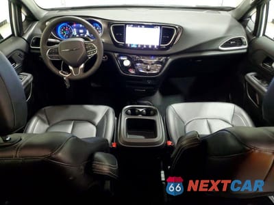 Zdjęcie 8 z 13 samochodu: 2026 CHRYSLER PACIFICA SELECT VIN:2C4RC1BG5TR172291 - miniatura