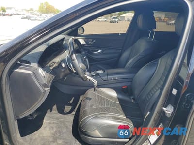 Zdjęcie 7 z 12 samochodu: 2019 MERCEDES-BENZ S 560 4MATIC VIN:WDDUG8GB1KA489000 - miniatura