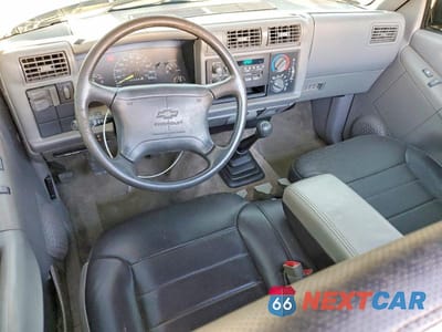 Zdjęcie 8 z 12 samochodu: 1996 CHEVROLET S TRUCK S10 VIN:1GCCS14X4T8213592 - miniatura