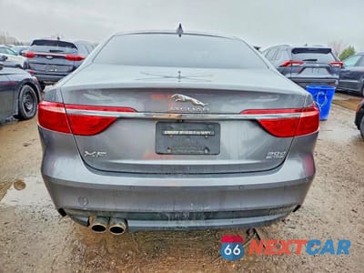 Zdjęcie 6 z 11 samochodu: 2017 JAGUAR XF PRESTIGE VIN:SAJBK4BN1HCY51688 - miniatura