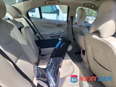 Zdjęcie 10 z 13 samochodu: 2015 VOLVO S60 PREMIER VIN:YV140MFKXF1363775 - miniatura