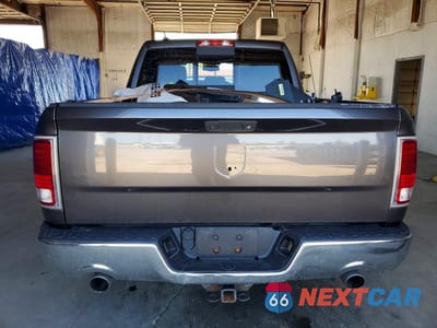 Zdjęcie 6 z 12 samochodu: 2017 RAM 1500 LARAMIE VIN:1C6RR7NTXHS660613 - miniatura