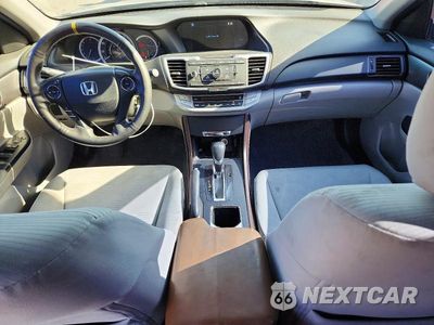 Zdjęcie 8 z 13 samochodu: 2014 HONDA ACCORD LX VIN:1HGCR2F3XEA188139 - miniatura