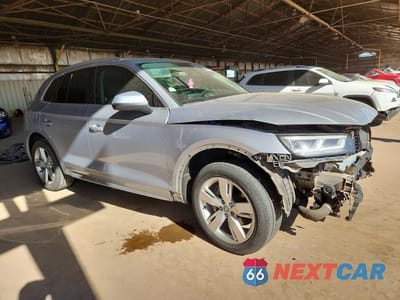 Czwarte zdjęcie samochodu z boku: 2019 AUDI Q5 PREMIUM PLUS VIN:WA1BNAFY3K2054231 - miniatura