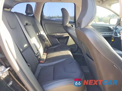 Zdjęcie 10 z 11 samochodu: 2016 VOLVO XC60 T5 VIN:YV440MDJ6G2865322 - miniatura