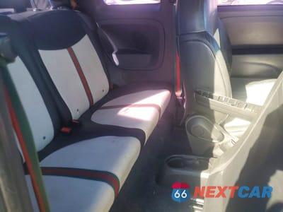 Zdjęcie 10 z 12 samochodu: 2013 FIAT 500 LOUNGE VIN:3C3CFFER3DT713056 - miniatura