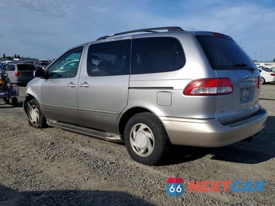 Drugie zdjęcie samochodu z przodu: 2002 TOYOTA SIENNA XLE VIN:4T3ZF13CX2U488633 - miniatura