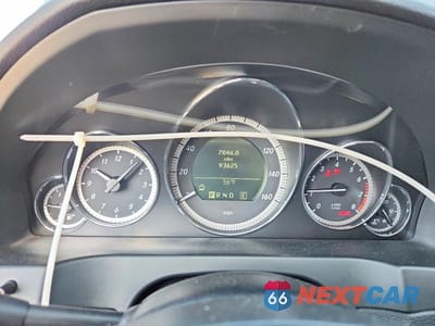 Zdjęcie 9 z 12 samochodu: 2011 MERCEDES-BENZ E 350 VIN:WDDKK5GF0BF100955 - miniatura