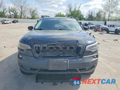 Piąte zdjęcie samochodu w środku: 2019 JEEP CHEROKEE LATITUDE VIN:1C4PJMCX1KD452949 - miniatura
