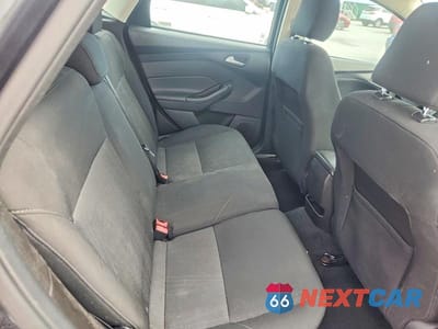 Zdjęcie 10 z 12 samochodu: 2017 FORD FOCUS SE VIN:1FADP3K28HL259574 - miniatura
