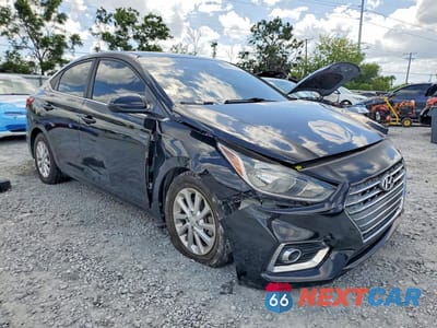 Czwarte zdjęcie samochodu z boku: 2019 HYUNDAI ACCENT SEL VIN:3KPC24A30KE061057 - miniatura