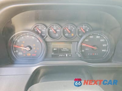 Zdjęcie 9 z 11 samochodu: 2020 GMC SIERRA 3500 UTILITY / SERVICE TRUCK VIN:1GD38PE75LF274537 - miniatura