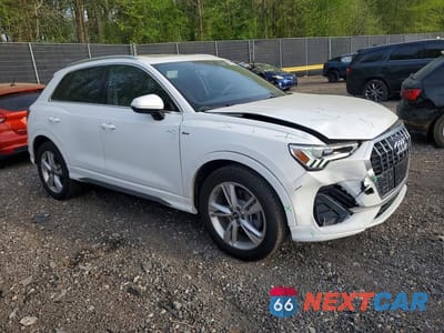 Czwarte zdjęcie samochodu z boku: 2024 AUDI Q3 PREMIUM S LINE 45 VIN:WA1DECF35R1208978 - miniatura