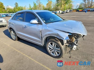 Czwarte zdjęcie samochodu z boku: 2018 AUDI Q3 PREMIUM VIN:WA1BCCFS6JR016236 - miniatura