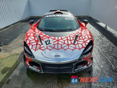Piąte zdjęcie samochodu w środku: 2019 MCLAREN 720S VIN:SBM14DCAXKW002673 - miniatura