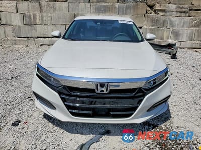 Piąte zdjęcie samochodu w środku: 2018 HONDA ACCORD LX VIN:1HGCV1F12JA262037 - miniatura