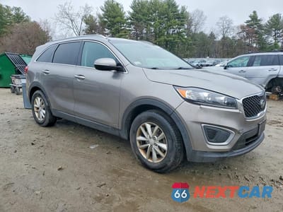 Czwarte zdjęcie samochodu z boku: 2016 KIA SORENTO LX VIN:5XYPGDA34GG052052 - miniatura