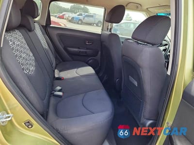 Zdjęcie 11 z 13 samochodu: 2011 KIA SOUL + VIN:KNDJT2A21B7255354 - miniatura