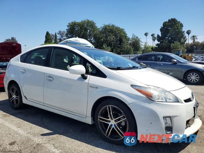 Czwarte zdjęcie samochodu z boku: 2010 TOYOTA PRIUS IV VIN:JTDKN3DU3A0086107 - miniatura