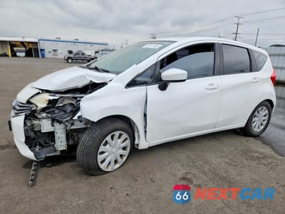 2015 NISSAN VERSA NOTE S PLUS 3N1CE2CP6FL400095 - główne zdjęcie licytacji z USA - miniatura