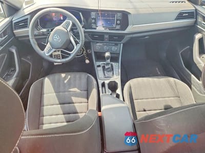 Zdjęcie 8 z 12 samochodu: 2024 VOLKSWAGEN JETTA SPORT VIN:3VWBM7BU1RM074105 - miniatura