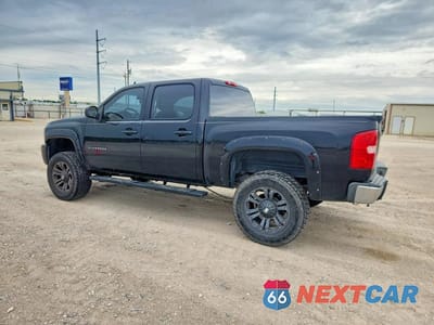 Drugie zdjęcie samochodu z przodu: 2010 CHEVROLET SILVERADO K1500 LTZ VIN:3GCRKTE2XAG297563 - miniatura