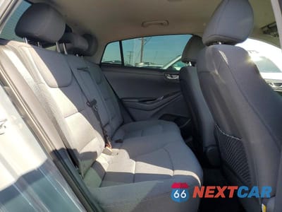 Zdjęcie 10 z 12 samochodu: 2021 HYUNDAI IONIQ ELECTRIC SE VIN:KMHC75LJ3MU081998 - miniatura